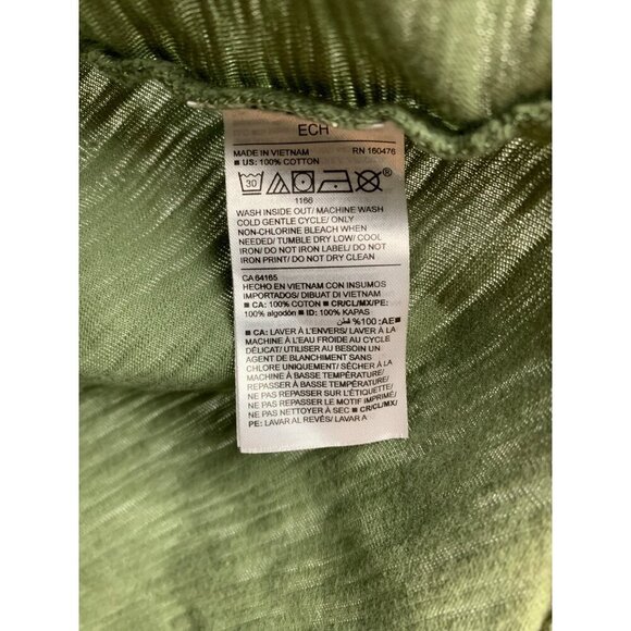 Old Navy Sleeveless XS Tank Top In Olive Green With Gold Pineapples - Picture 4 of 6